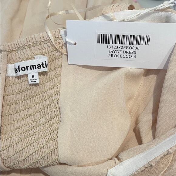 Reformation Jayde Off the Shoulder Ruched Prosecco Maxi Dress Size 6 - Picture 8 of 9